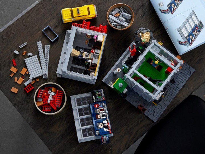 Promocja na LEGO Marvel Daily Bugle