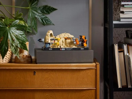 LEGO Star Wars Diorama: Wyścig ścigaczy w Mos Espa