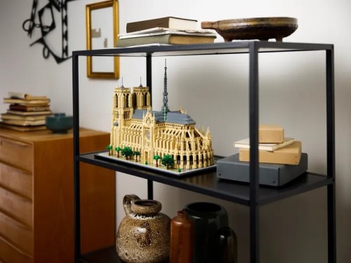 LEGO Architecture - Notre-Dame w Paryżu