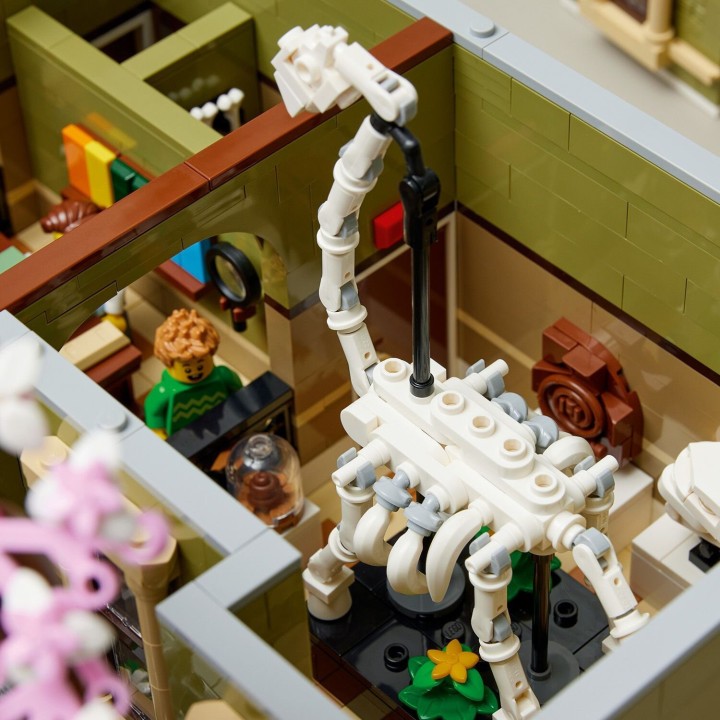 LEGO ICONS Muzeum Historii Naturalnej