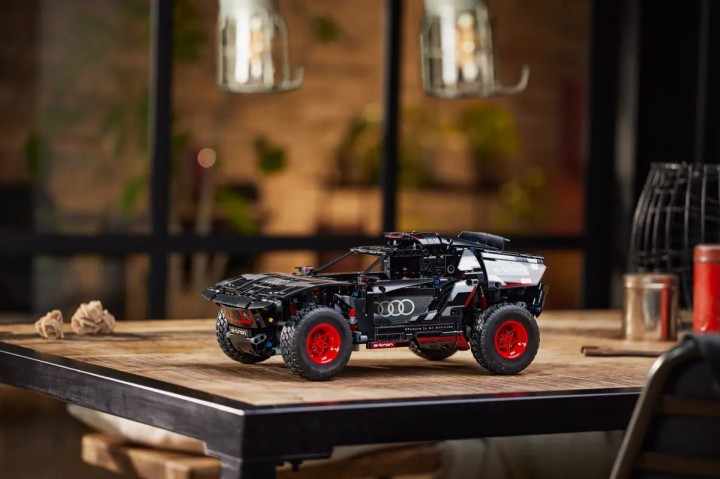 LEGO Technic - Audi RS Q e-tron