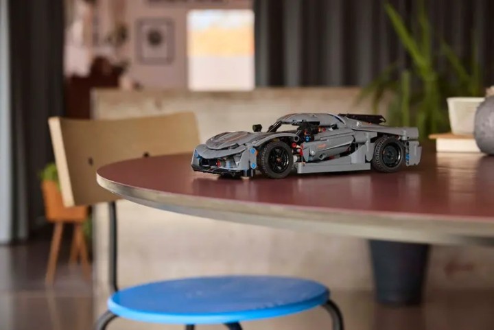 LEGO Technic Szary hipersamochód Koenigsegg Jesko Absolut
