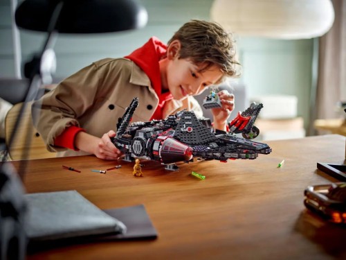 LEGO Star Wars - Mroczny Sokół Millennium
