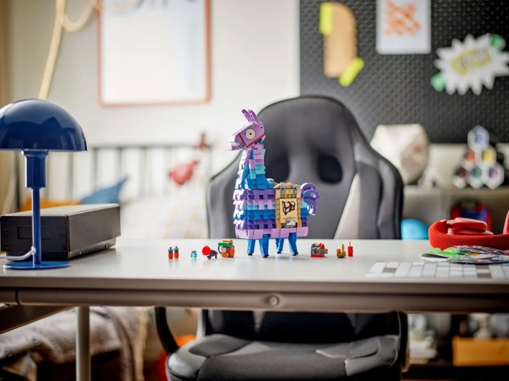 LEGO Fortnite Lama zaopatrzeniowa widok ogólny