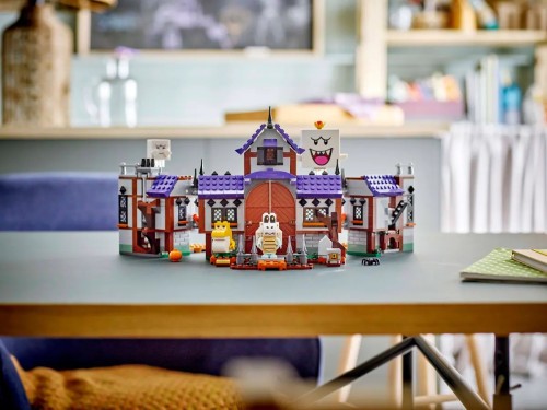 LEGO Super Mario - Nawiedzona rezydencja Kinga Boo
