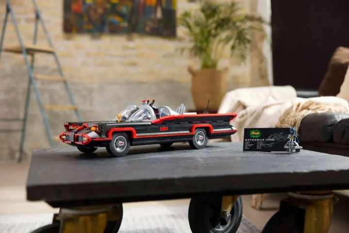 LEGO DC Super Heroes Klasyczny serial telewizyjny Batman Batmobil