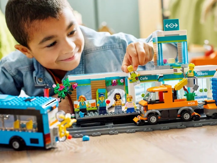 LEGO City Dworzec autobusowy