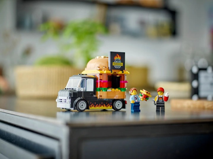 LEGO City Ciężarówka z burgerami