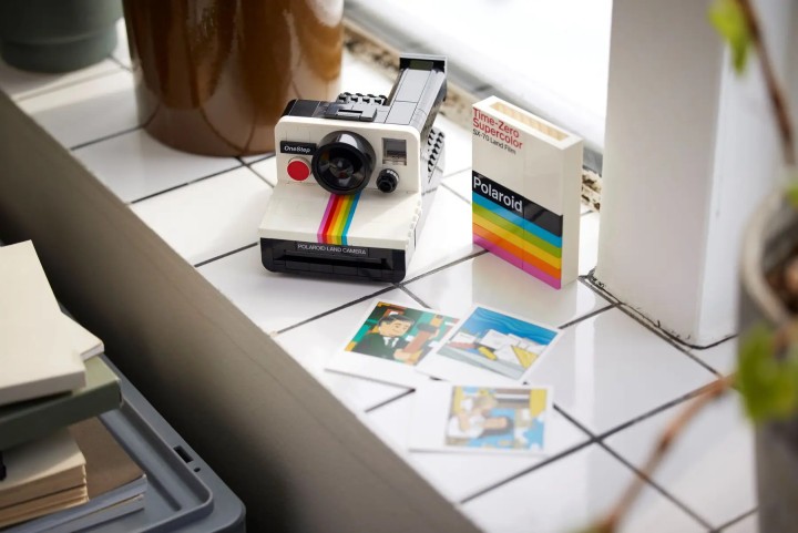 LEGO Polaroid OneStep