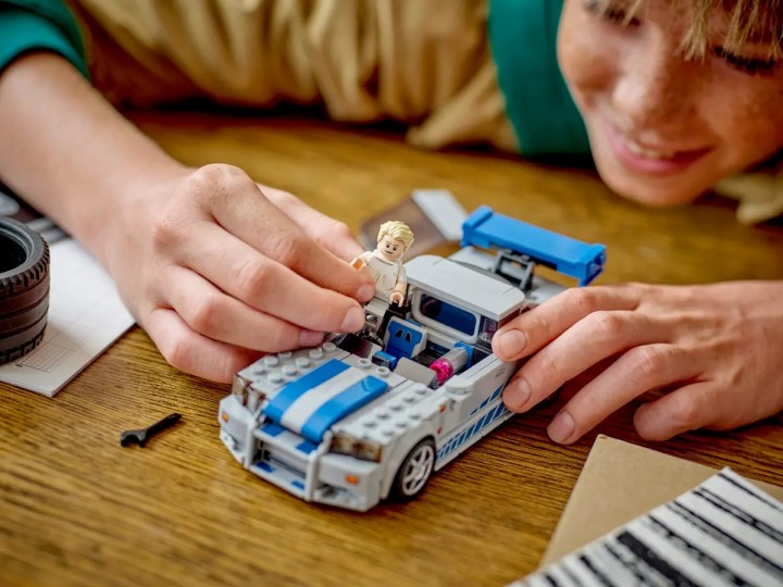 LEGO Speed Champions 76917 - Nissan Skyline GT-R (R34) z filmu „Za szybcy, za wściekli”