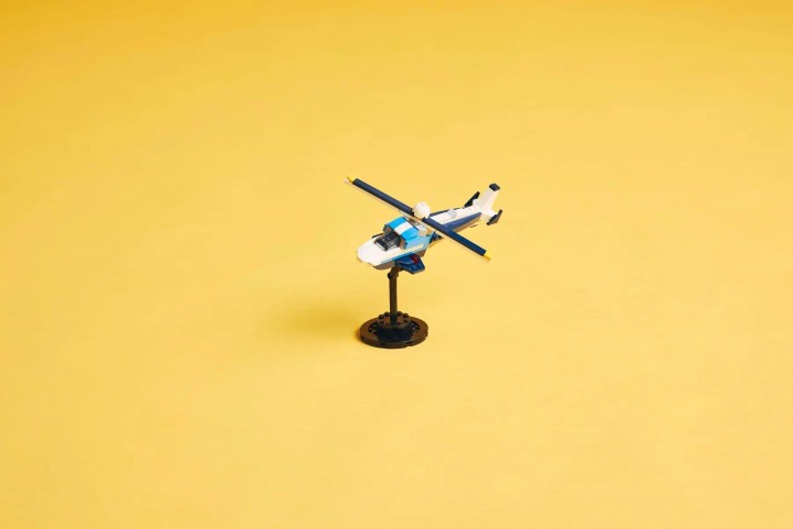 LEGO 31160 Creator 3w1 - Statek powietrzny: samolot wyścigowy (178 el.)